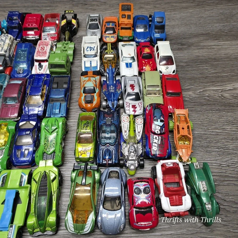 Huge 148 Hotwheels Matchbox And More Diecast Cars Bundle With Carrying Case